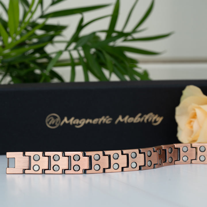 "Square back view of Alexander's Copper Magnetic Bracelet, featuring the smooth copper finish and robust link construction.