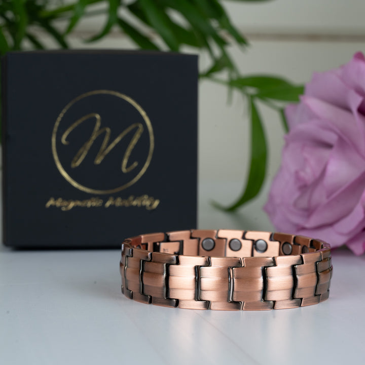 Front view of the 15mm Ashe Copper Magnetic Bracelet - Double Strength, highlighting its sleek copper design and robust craftsmanship.