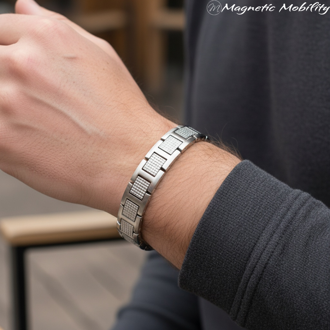 Blackthorn Star 4 in 1 Magnetic Bracelet