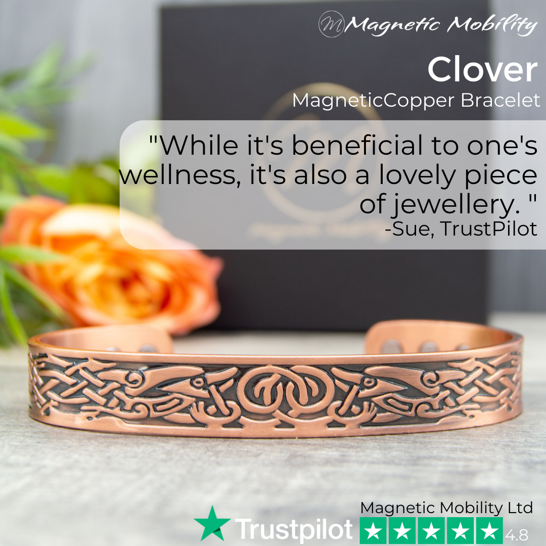 Customer review of the Clover Copper bracelet stating "While it's beneficial to one's wellness, it's also a lovely piece of jewllery" - A trustpilot review