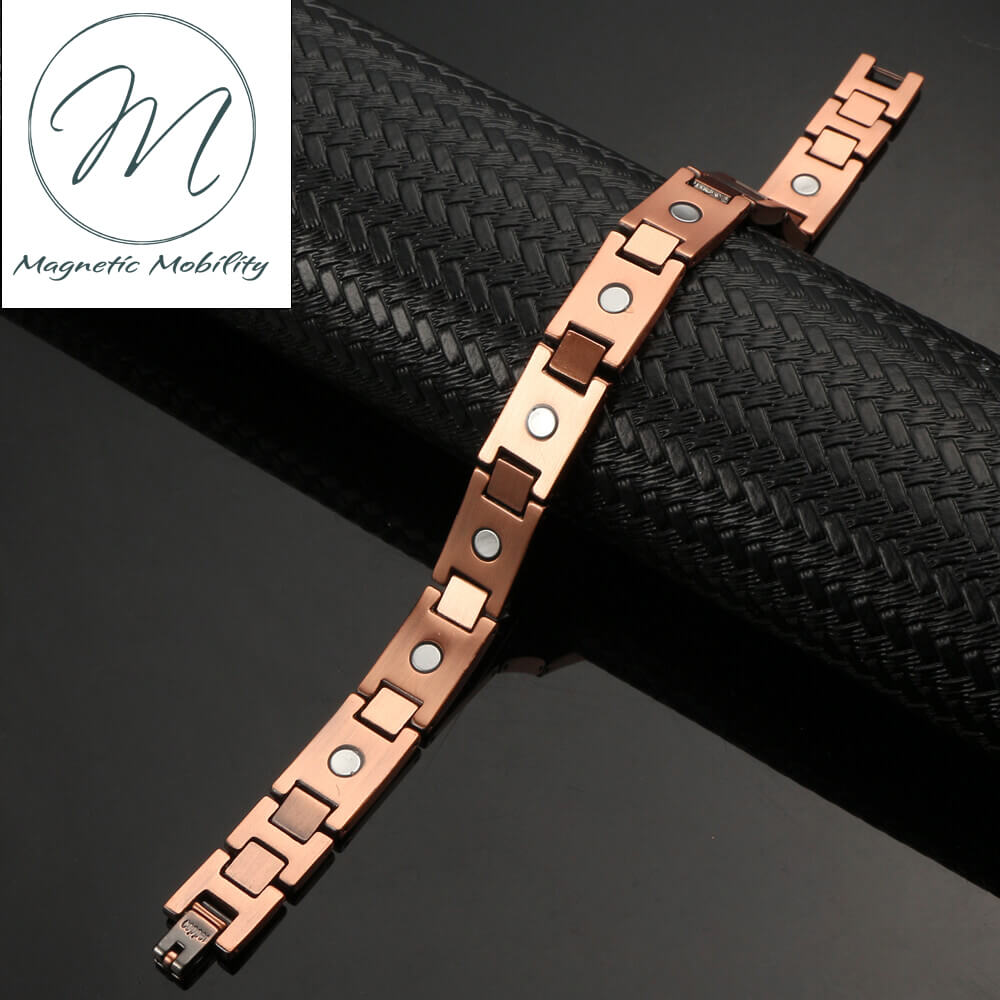 Back view. High quality 99.9% pure copper bracelet with black carbon inlay. Contains Neodymium Magnets to help with pain relief from Arthritis, Back pain, sports injuries ect.