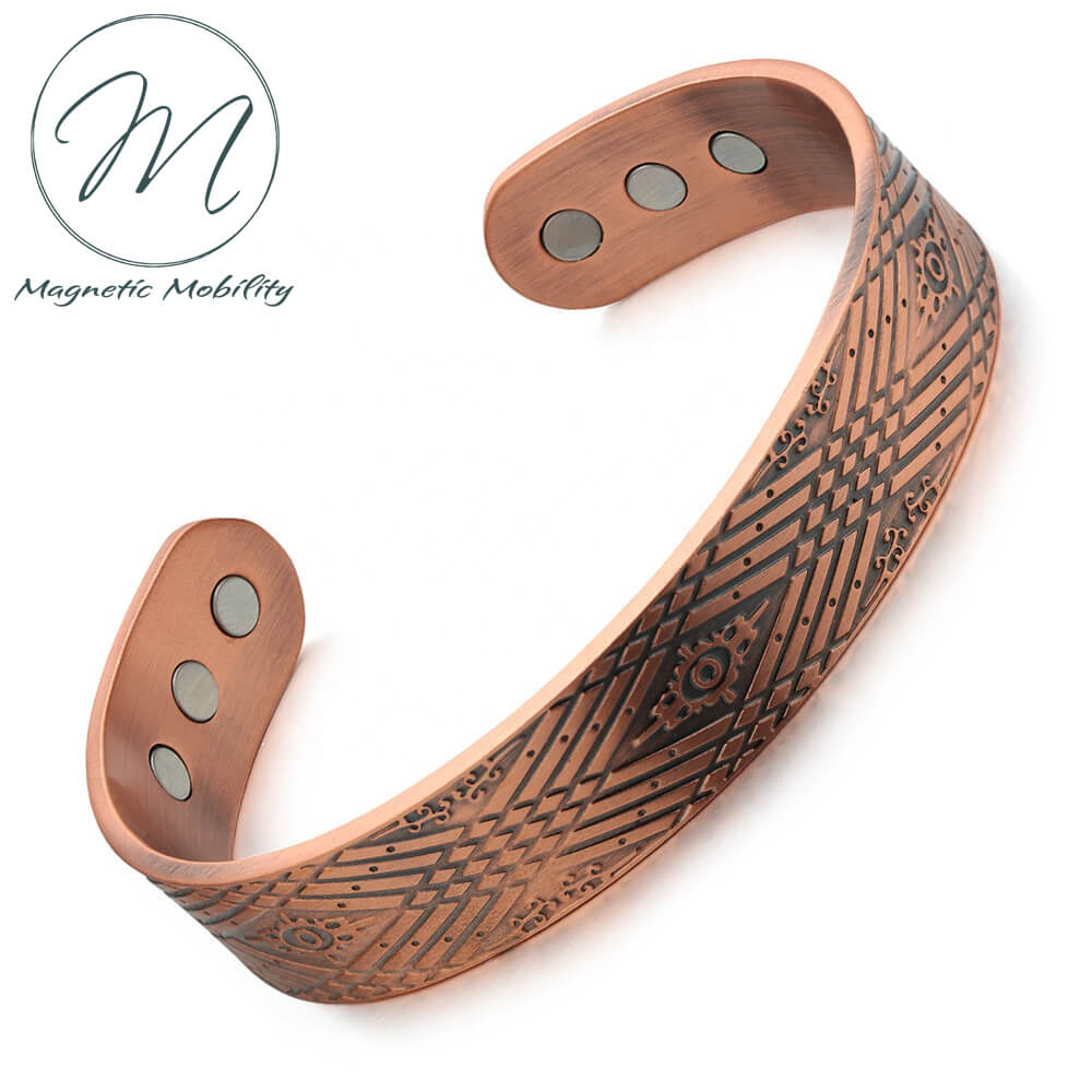 Contemporary Geometric Mens Magnetic Copper Bracelet. 99.9% pure Copper, 3000 gauss Neodymium Magnets: Relieve Pain, Arthritis bracelet. Front view.