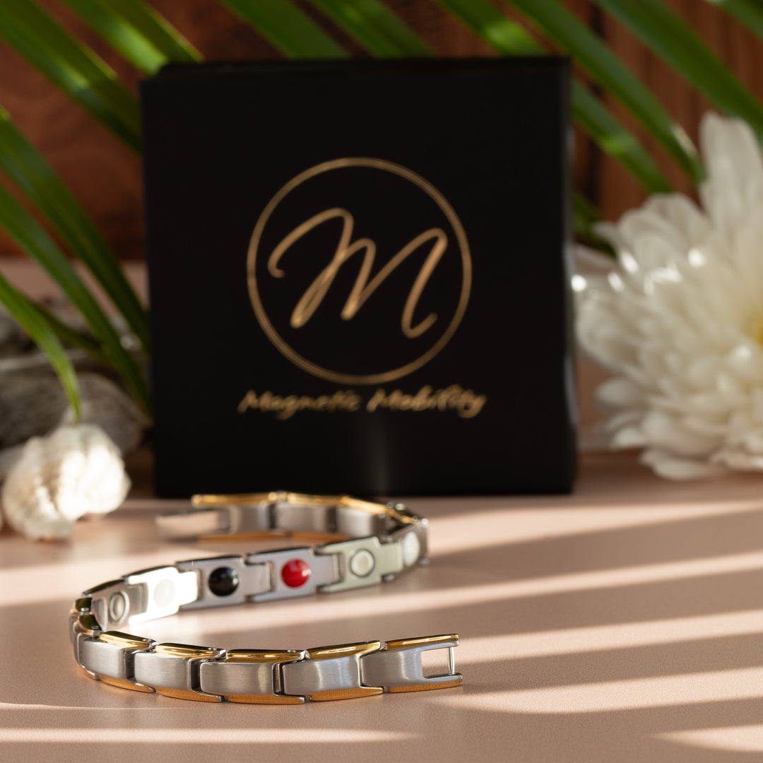 Apia Moon 4in1 Magnetic Bracelet from Magnetic Mobility - Silver and gold magnetic bracelet - snake lay out