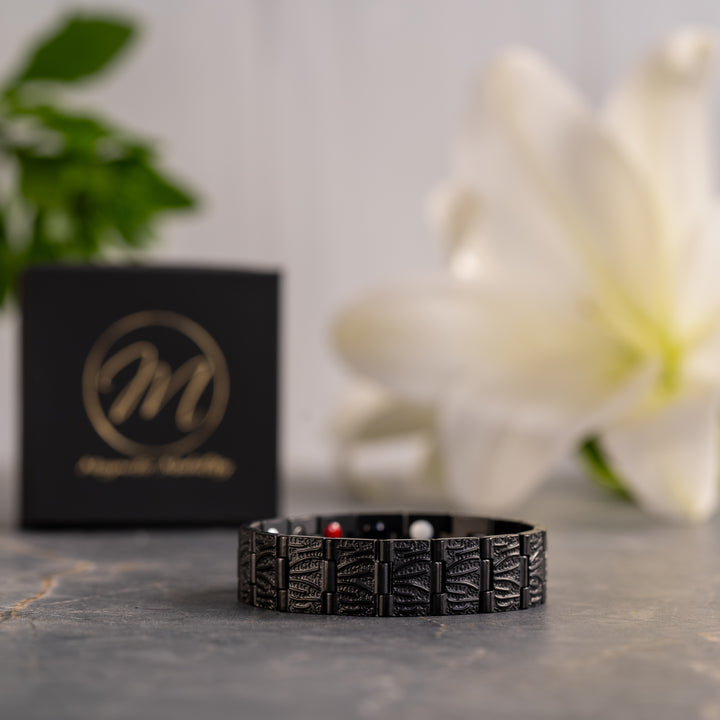 Back view of the Burnet Night 4in1 Magnetic Bracelet highlighting the seamless clasp and the integrated therapeutic elements.