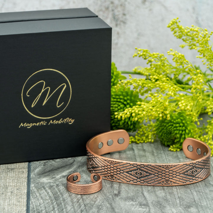 Hawthorn Copper Bracelet and Copper Ring Gift Set