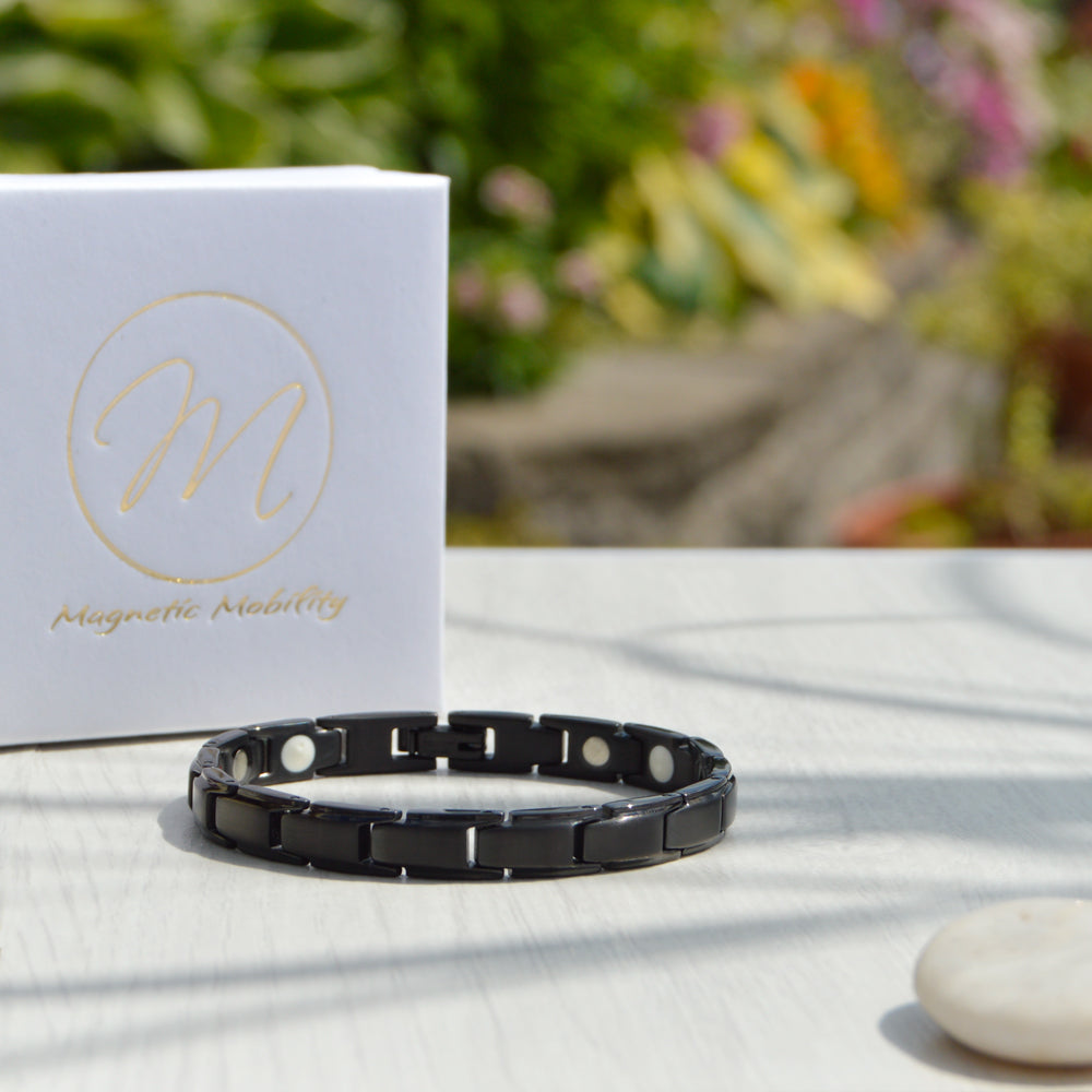 Unisex Black Magnetic bracelet - slim design with 4in1 health elements