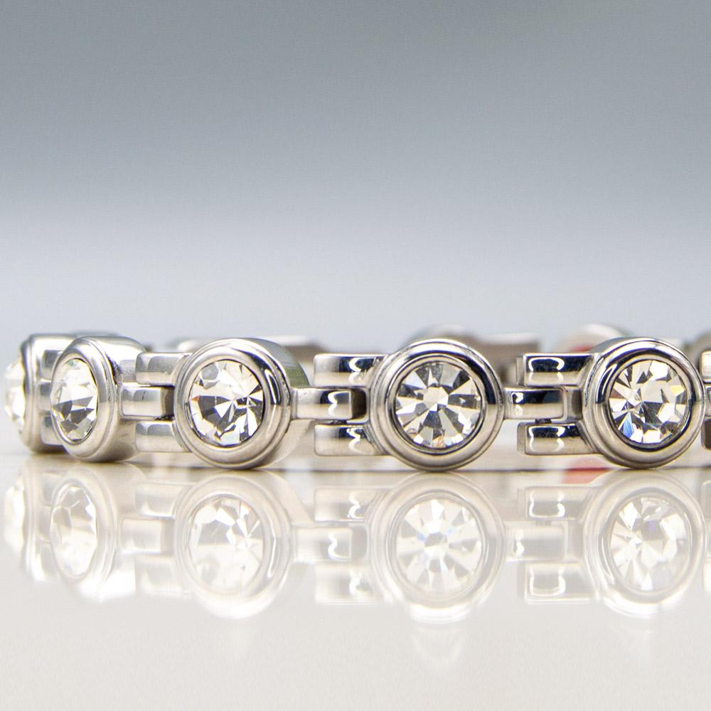 Silver coloured April Birthstone bracelet with 4 health elements in this Irish Magnetic Bracelet for women. 