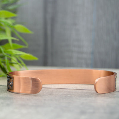back view of Clover copper bracelet