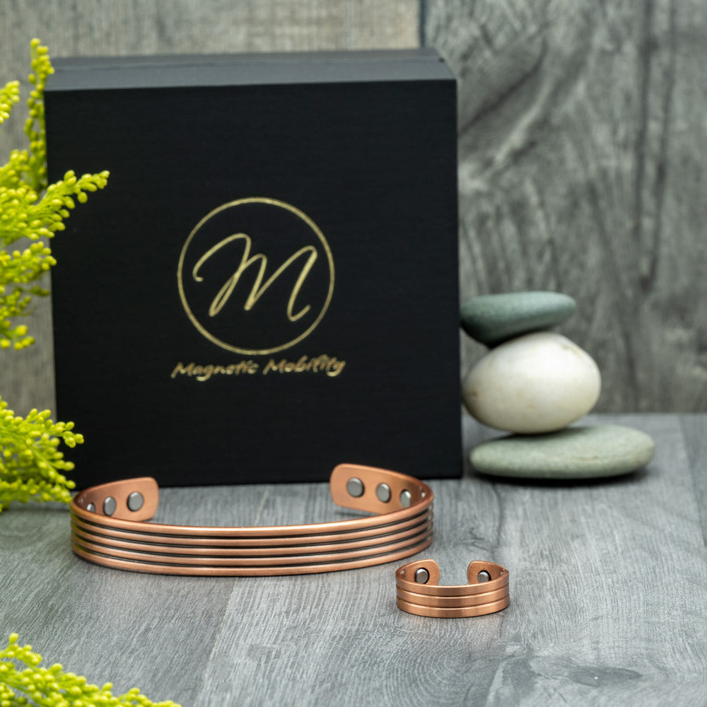 Heath Copper Gift Set featuring a Copper Bracelet and Ring with Neodymium Magnets, designed to help with arthritis and pain relief.