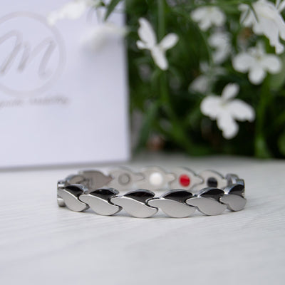 Lobelia Night Womens Magnetic Bracelet SIlver and Black - Front view with Gift box